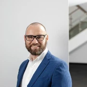 Thom Dixon | About | University of Technology Sydney